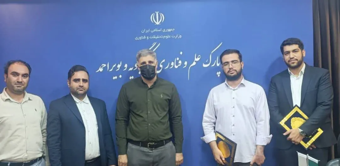 از فناور افتخار آفرین تقدیر کردند