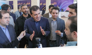 بازدید معاون علمی رییس‌جمهور از نمایشگاه دستاوردهای دانش بنیانها در زنجان