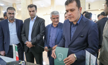 بازدید معاون علمی رییس‌جمهور از نمایشگاه دستاوردهای دانش بنیانها در زنجان