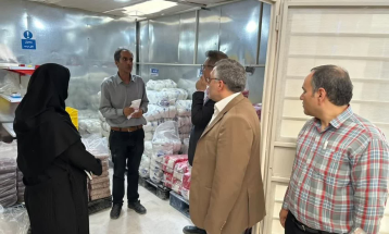 بازدید معاون اقتصادی استاندار زنجان از خطوط هوشمند بسته‌بندی شرکت آرین آرتان