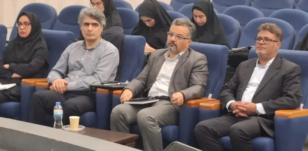آغاز عصر آینده‌نگری فناورانه در مشهد با هوش مصنوعی / برگزاری کارگاه«سفر به آینده»