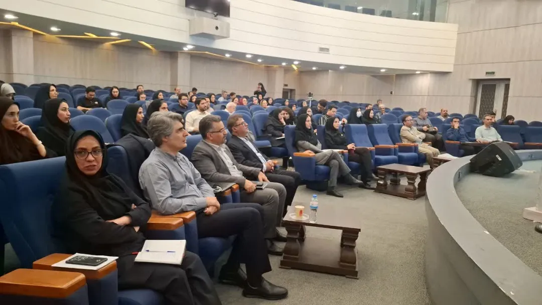 آغاز عصر آینده‌نگری فناورانه در مشهد با هوش مصنوعی / برگزاری کارگاه«سفر به آینده»