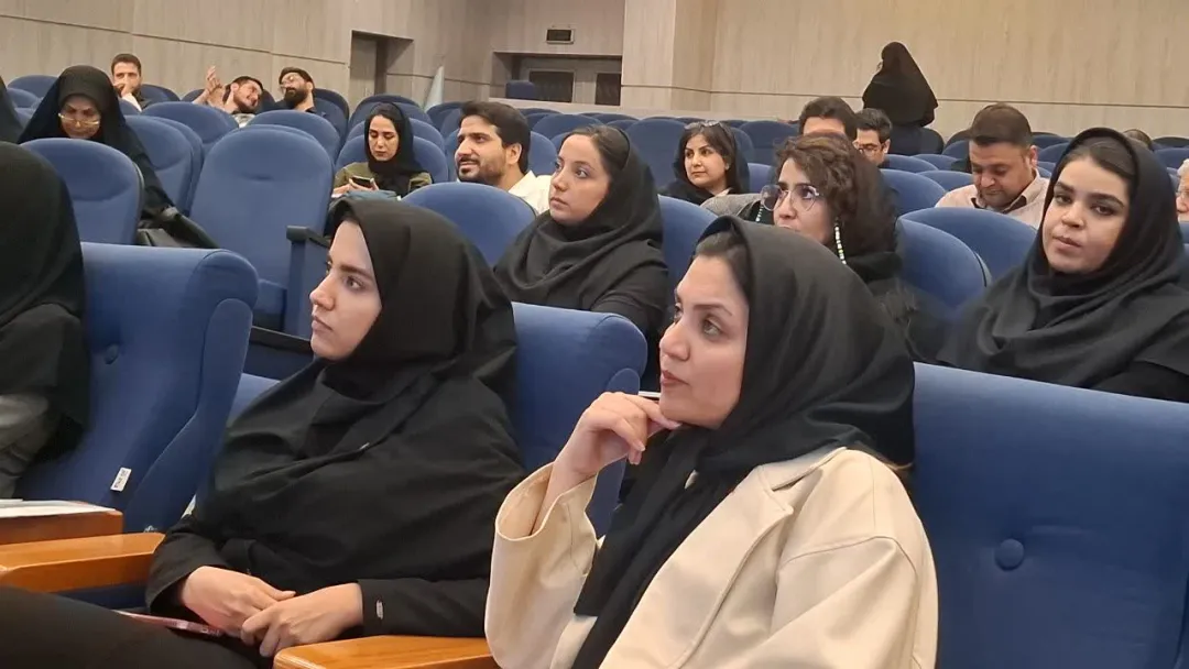 آغاز عصر آینده‌نگری فناورانه در مشهد با هوش مصنوعی / برگزاری کارگاه«سفر به آینده»