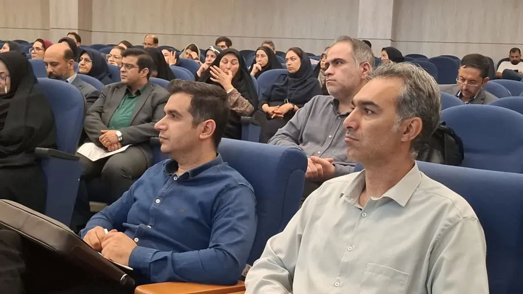 آغاز عصر آینده‌نگری فناورانه در مشهد با هوش مصنوعی / برگزاری کارگاه«سفر به آینده»