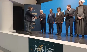 گزارش تصویری اولین دوره جایزه حکمرانی و فناوری روستا آزاد در دانشگاه صنعتی شریف