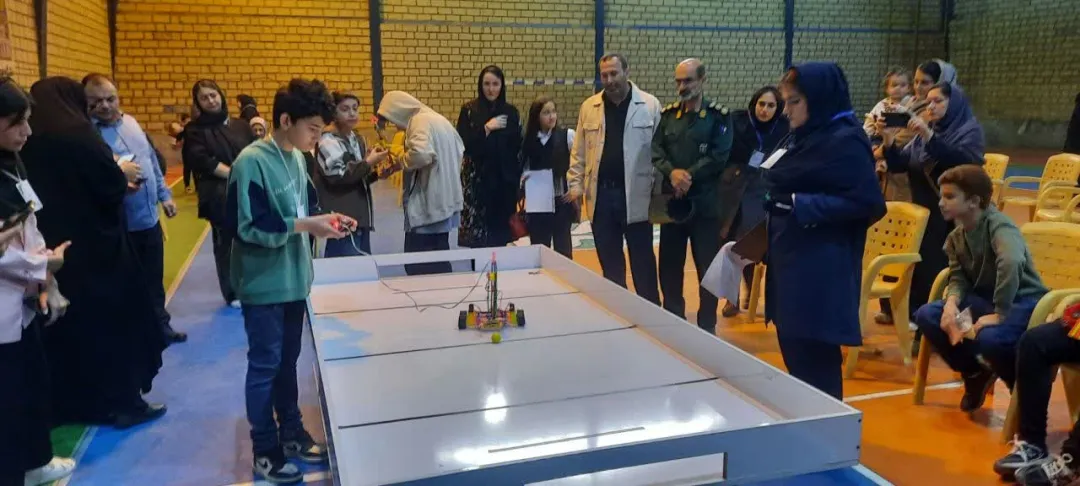 جشنواره خلاقیت و رباتیک رضوانشهر در هفته بسیج برگزار شد