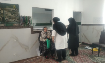 ارائه خدمات پزشکی رایگان توسط گروه‌ جهادی در روستای آقبلاغ شهرستان ایجرود