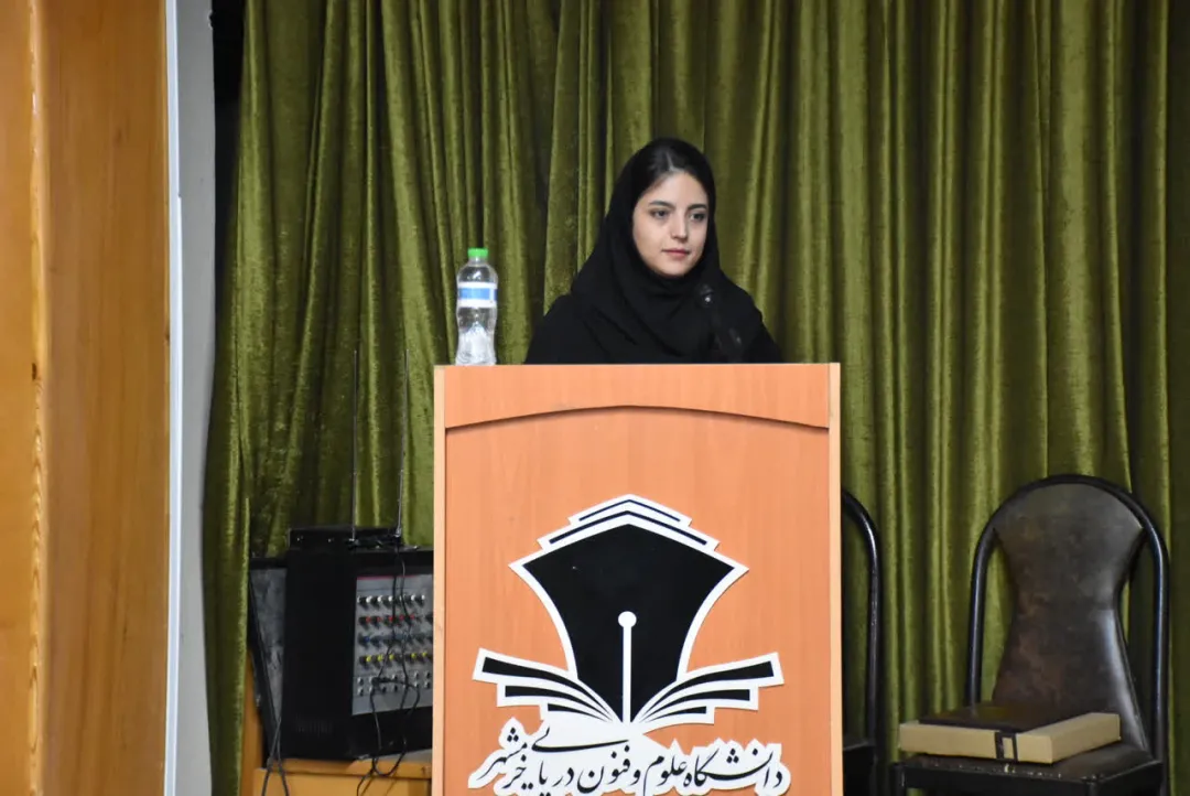 نشست تخصصی معرفی بنیاد ملی نخبگان در دانشگاه علوم و فنون دریایی