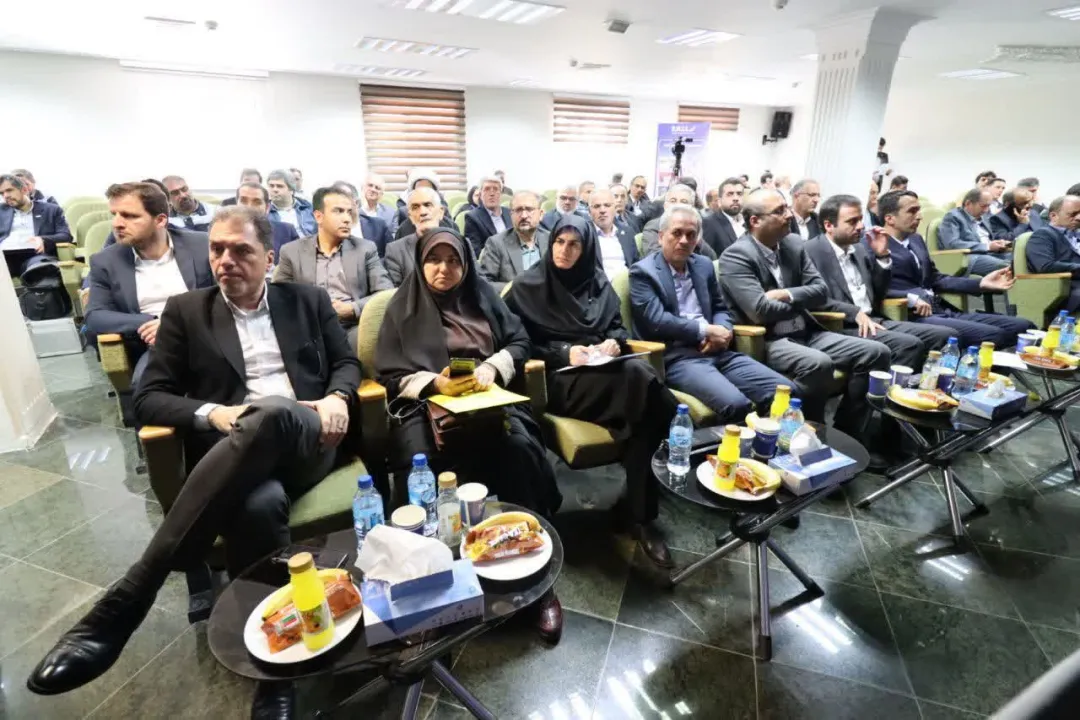 کلنگ‌زنی آزمایشگاه برق در زنجان