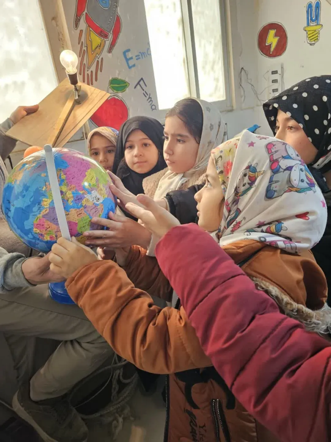 کشف استعداد نهفته دختران مشهدی توسط پایگاه علمی بسیج / هدفی برای جهادی علمی و آینده ای روشن