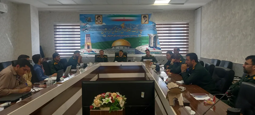 بسیج علم را به میدان می‌آورد