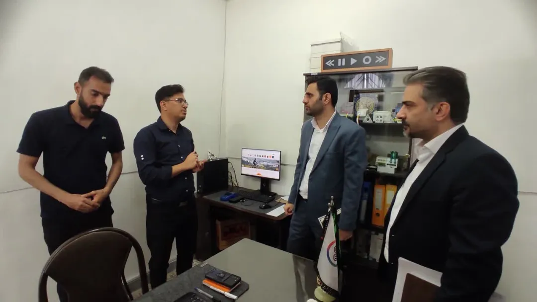 بازدید سرپرست معاونت فناوری و نوآوری پارک علم و فناوری خوزستان از مرکز رشد دزفول