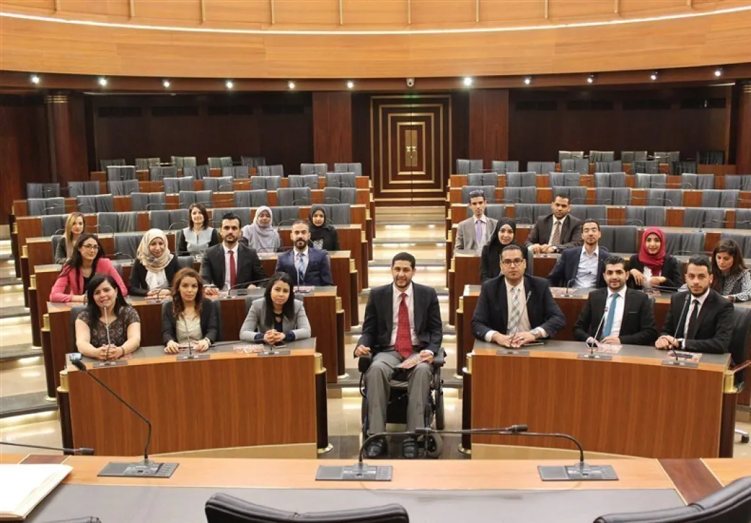 نفوذ نرم آمریکا در میان جوانان عراقی با پوشش آموزش زبان-۸