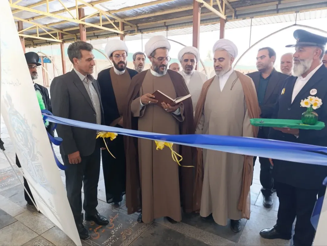 افتتاح نیروگاه خورشیدی ۵۰ کیلوواتی در آستان امامزاده سیداسحاق(ع) ساوه
