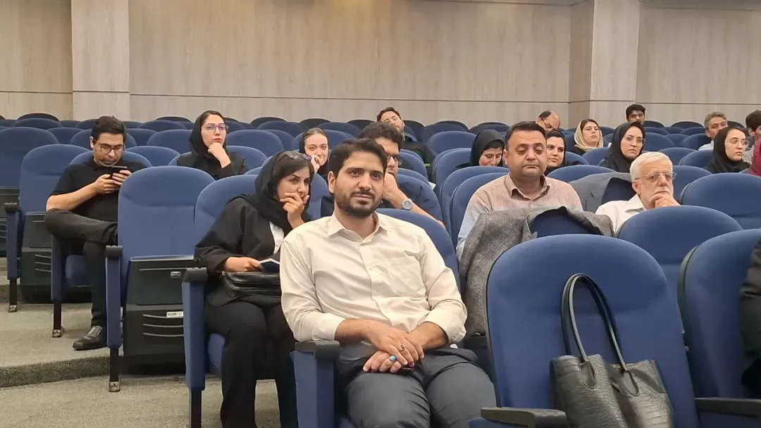 آغاز عصر آینده‌نگری فناورانه در مشهد با هوش مصنوعی / برگزاری کارگاه«سفر به آینده»