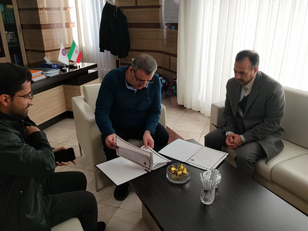 تفاهم‌نامه راهبردی دانشگاه کردستان و بسیج علمی برای جهش نوآوری در صنایع خلاق و علوم انسانی منعقد شد